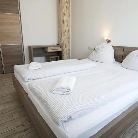 Lulic Apartmán *
